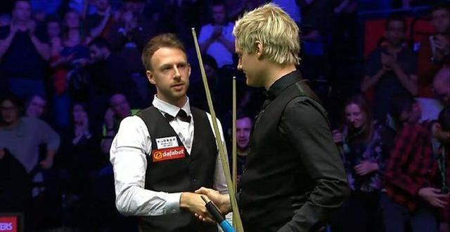 翻看近年来 翻看近年来