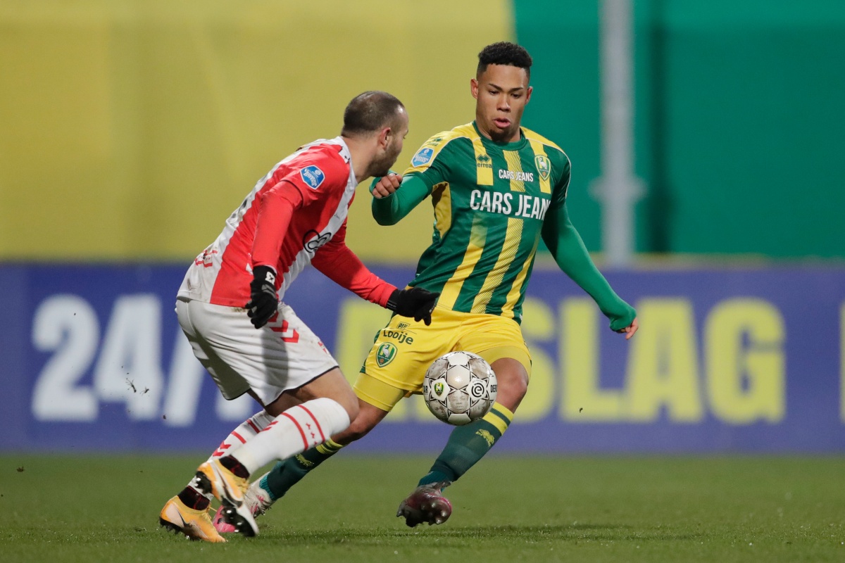 探讨这场赛 探讨这场赛