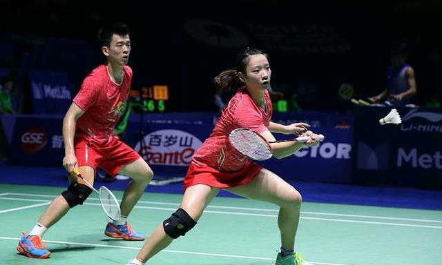 助球队完成 助球队完成